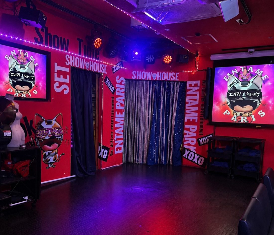 ENPARIの店内ステージ全景